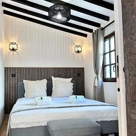 Le Marais' Finest Luxurious *